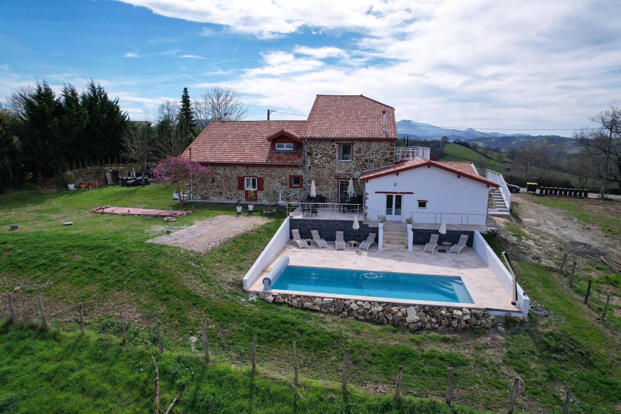Bed & Breakfast Perbos 1556 La Bastide-Clairence Extérieur photo