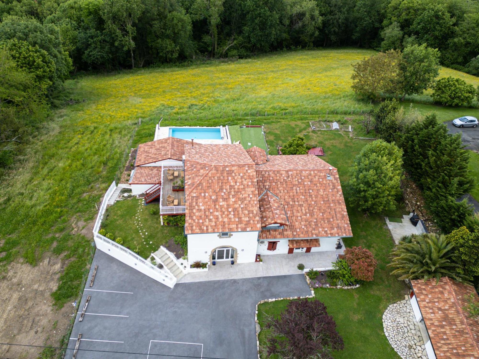 Bed & Breakfast Perbos 1556 La Bastide-Clairence Extérieur photo